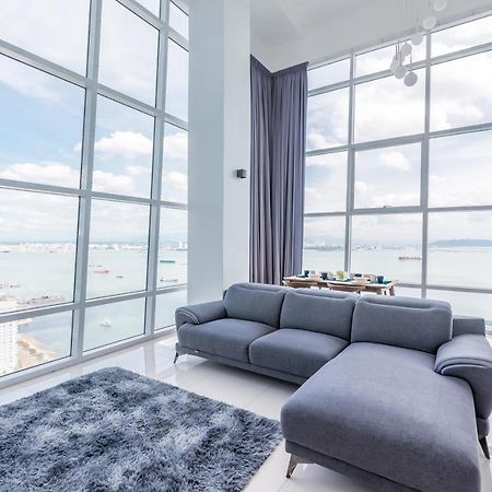 Maritime Penthouse Suite By The Sea George Town Extérieur photo