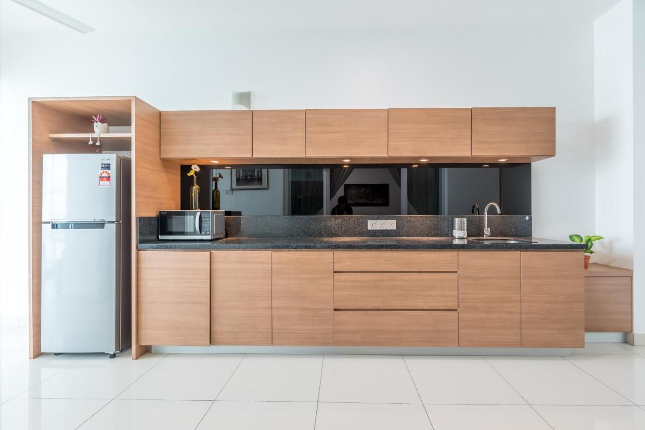 Maritime Penthouse Suite By The Sea George Town Extérieur photo