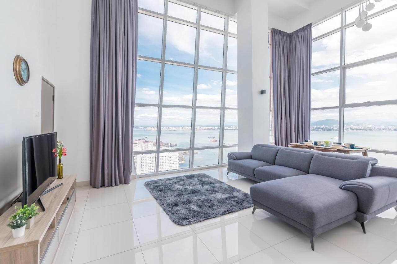Maritime Penthouse Suite By The Sea George Town Extérieur photo